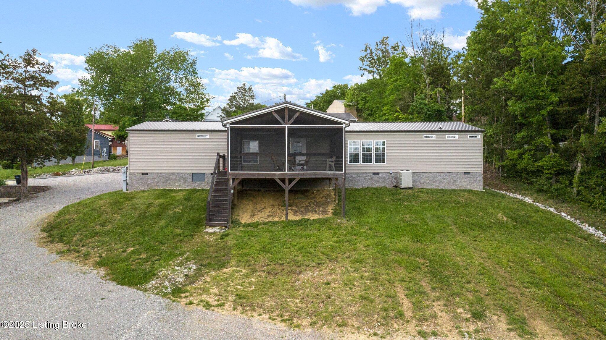 702 Lakeview Cir, Clarkson, Pennsylvania image 5
