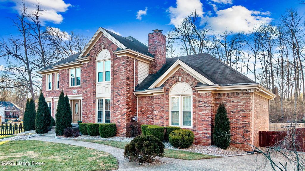 Photo of 1125 Blackthorn Rd, Louisville, KY 40299 (MLS # 1707693)