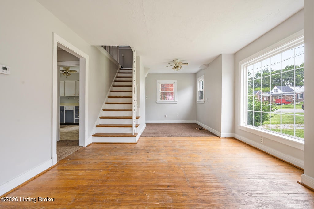 Photo of 3936 Kennison Ave, Louisville, KY 40207 (MLS # 1727462)