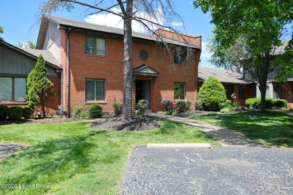 Photo of 6481 Marina Dr, Prospect, KY 40059 (MLS # 1718542)