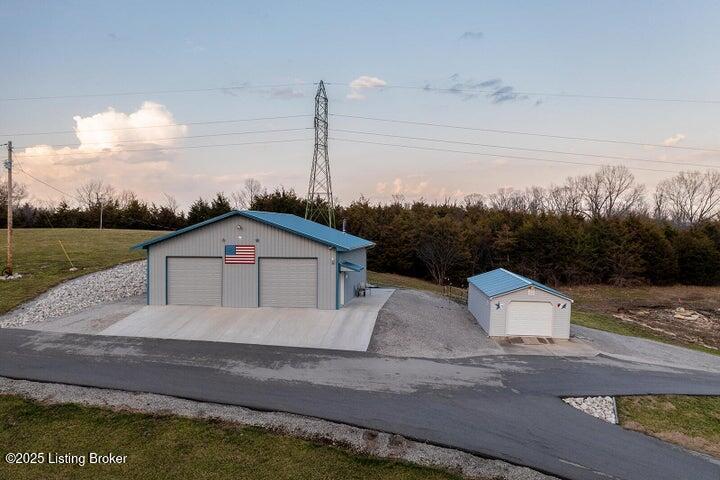 1317 Drydock Rd, Lawrenceburg, Kentucky image 3