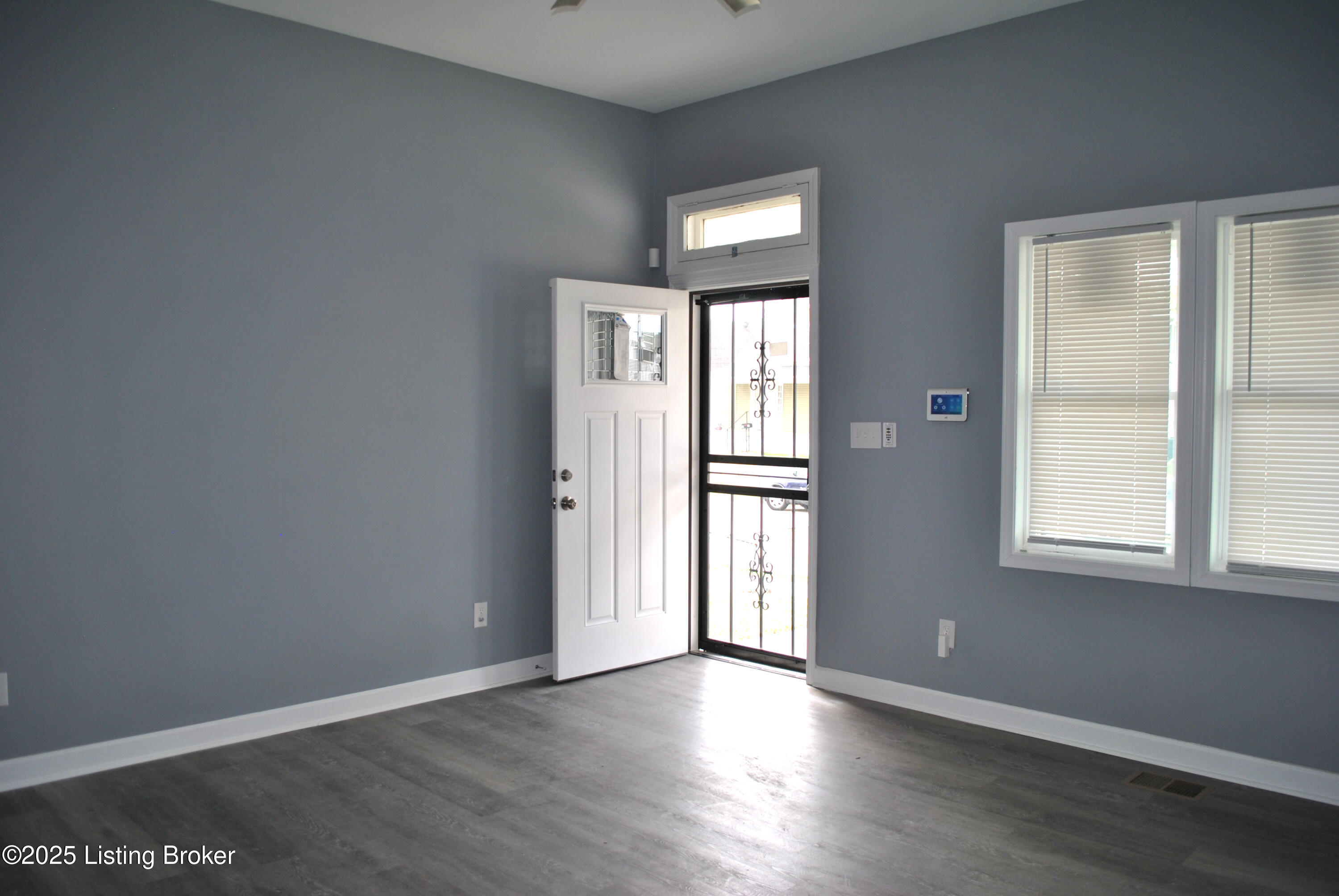 217 N 28th St, Louisville, Kentucky image 3