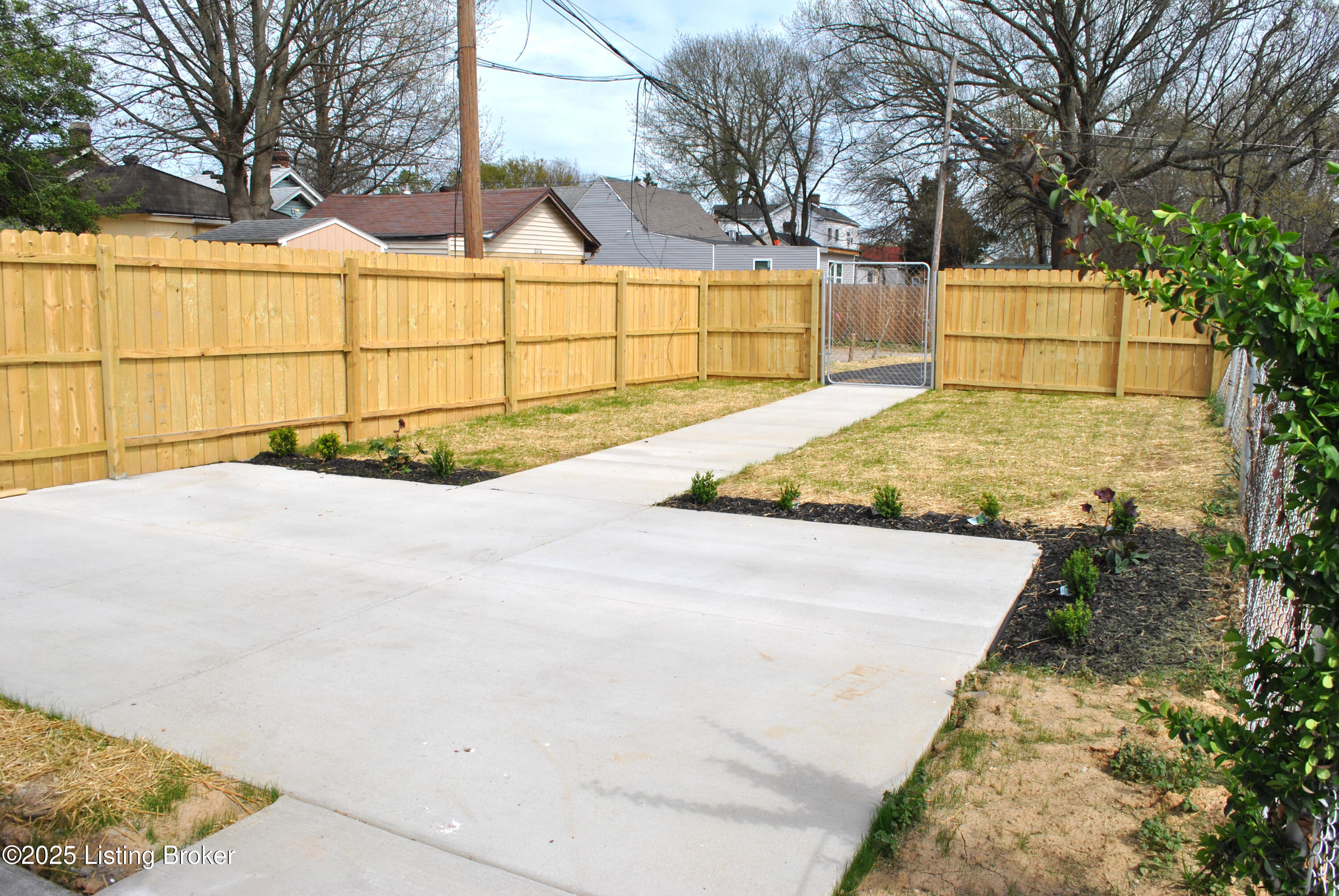 217 N 28th St, Louisville, Kentucky image 22