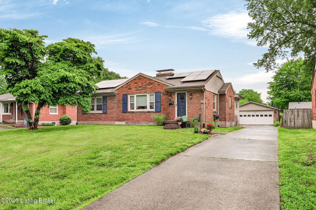 Photo of 2617 Meadow Dr, Louisville, KY 40220 (MLS # 1718946)
