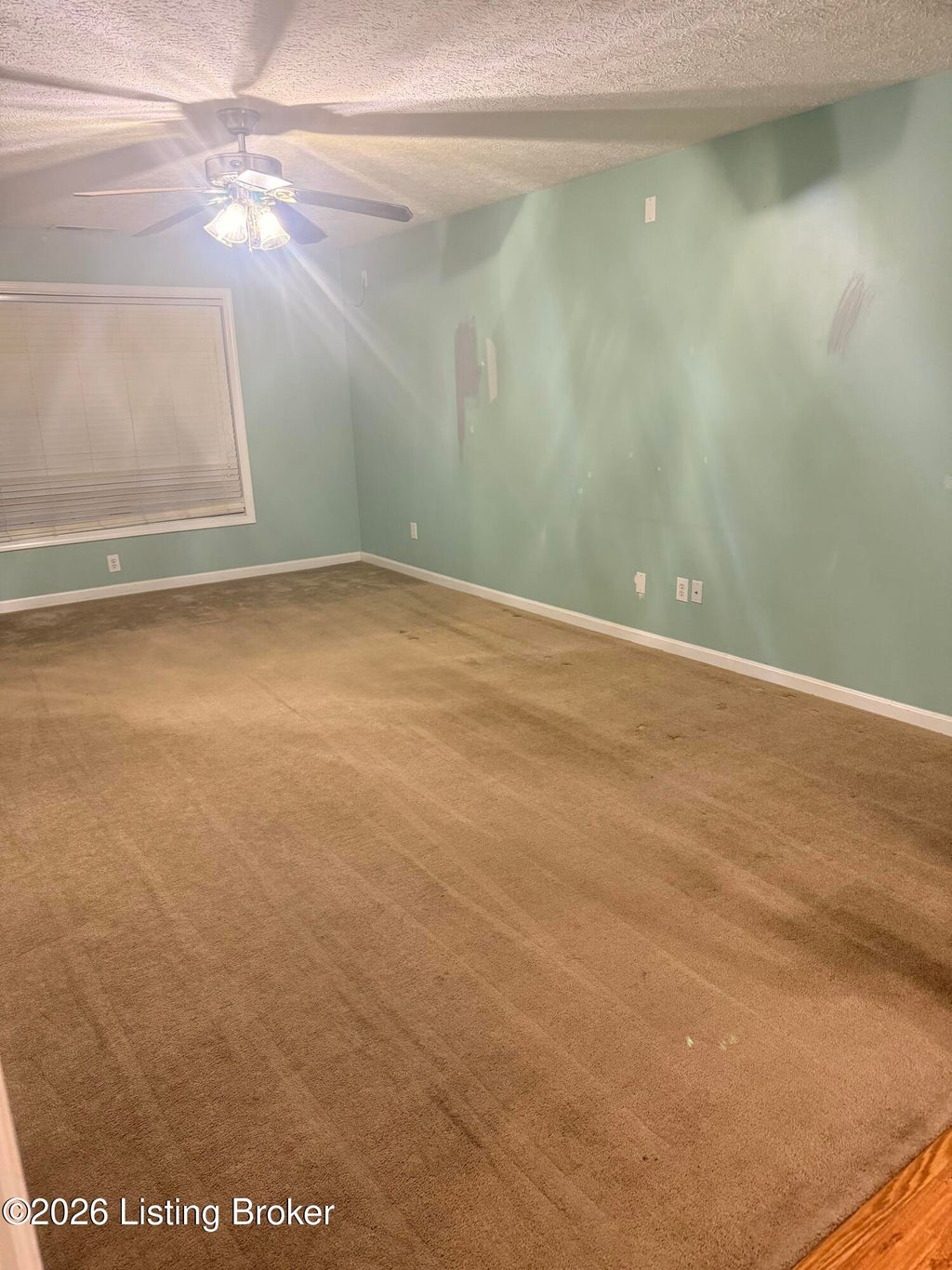 Photo of 9700 Gallatin Ct, Louisville, KY 40291 (MLS # 1725470)