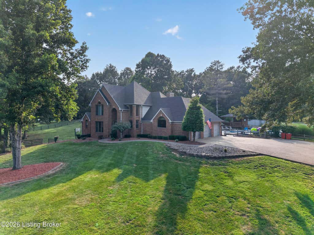 Photo of 257 Fern Valley Ct, Elizabethtown, KY 42701 (MLS # 1725096)