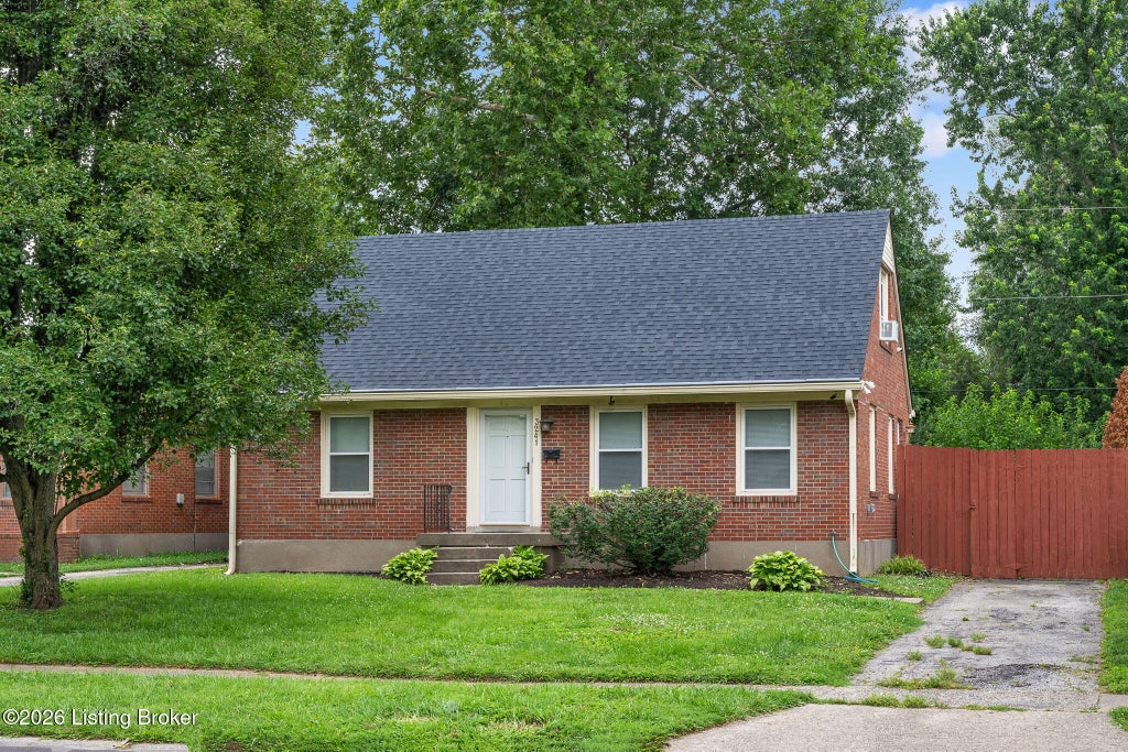 Photo of 3241 Radiance Rd, Louisville, KY 40220 (MLS # 1729442)