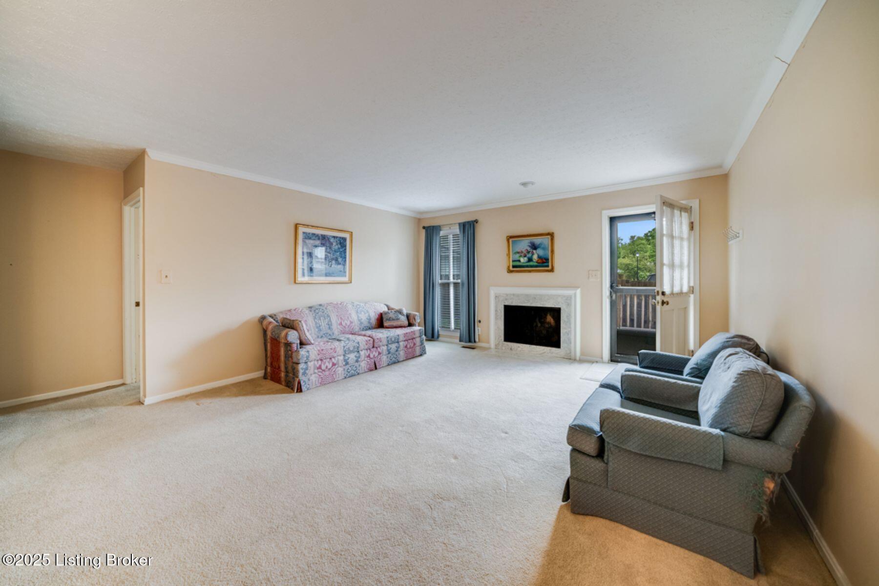 905 Loveall Ln, Louisville, Kentucky image 6