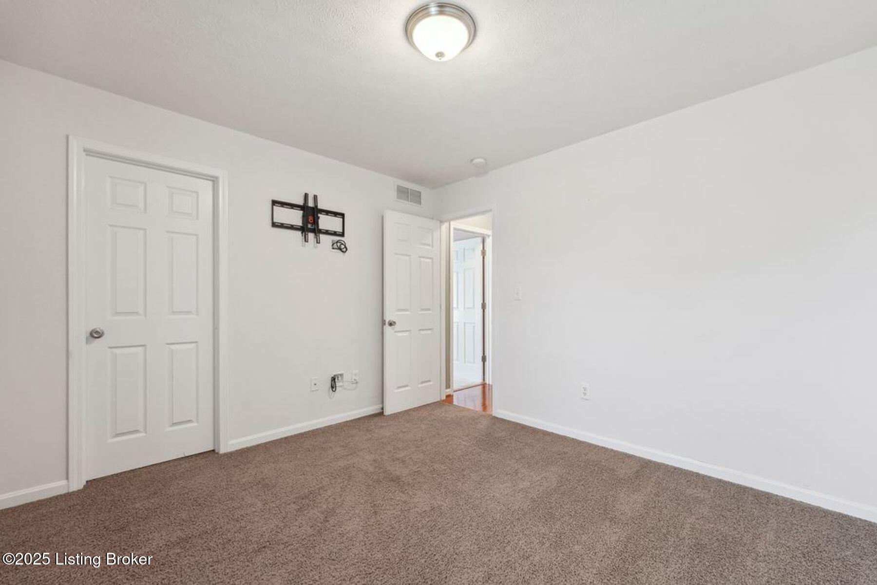 9903 Valley Farms Blvd, Louisville, Kentucky image 23