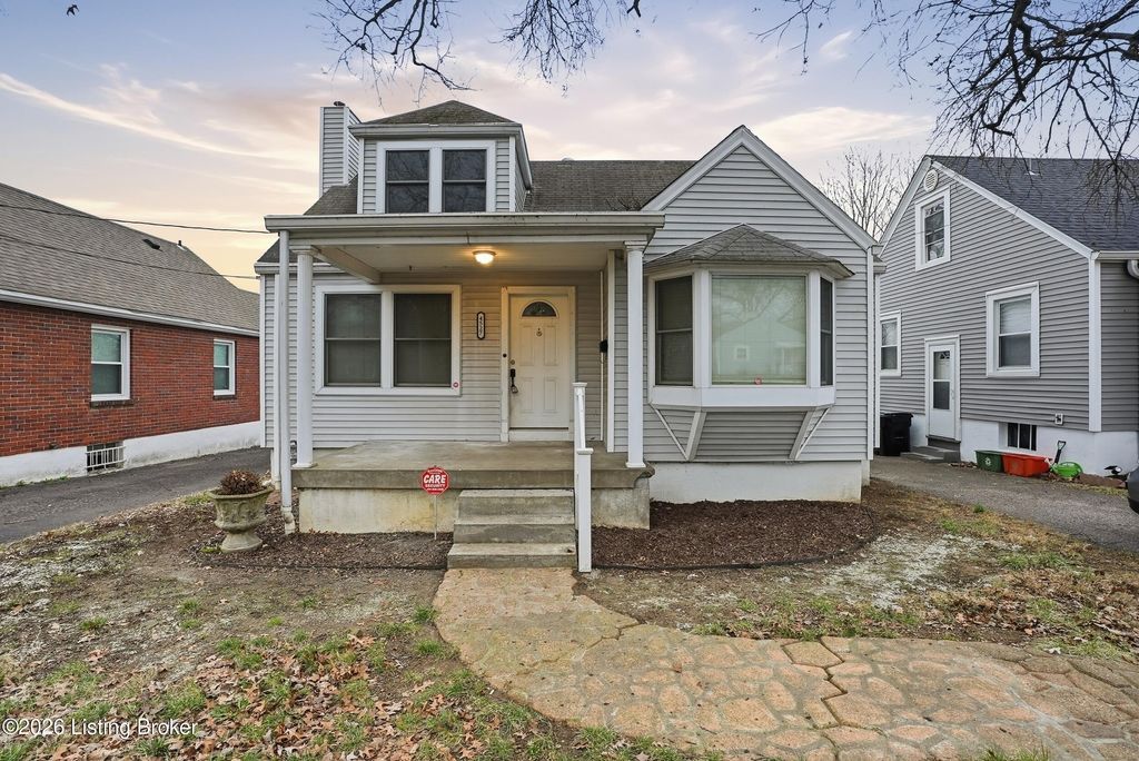 Photo of 4527 S 1st St, Louisville, KY 40214 (MLS # 1706525)