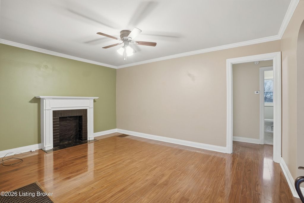 Photo of 4527 S 1st St, Louisville, KY 40214 (MLS # 1706525)