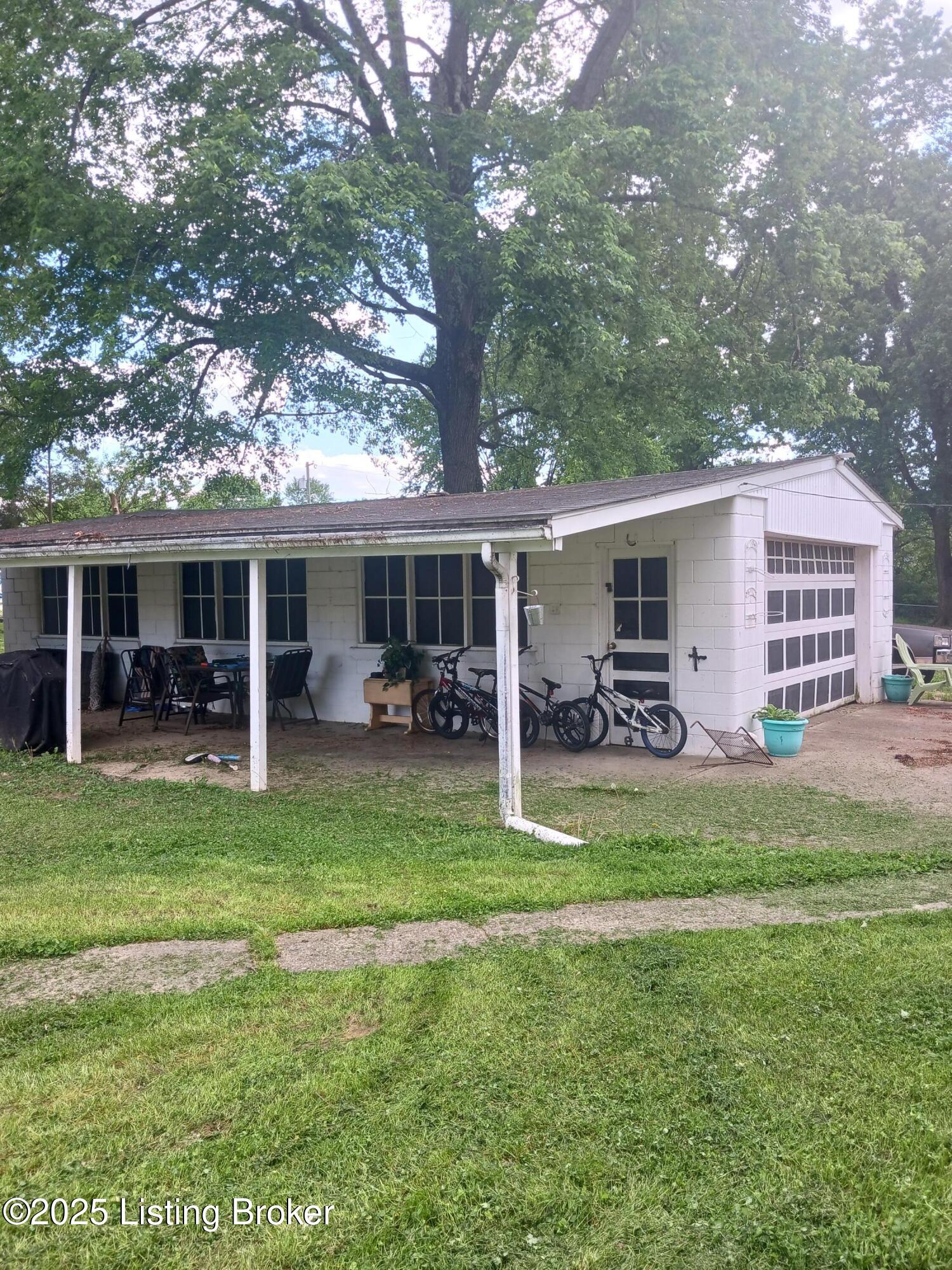7702 Edna M Rd, Louisville, Pennsylvania image 12