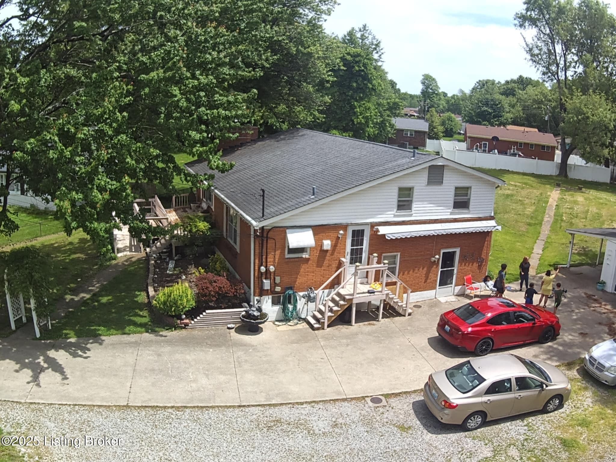 7702 Edna M Rd, Louisville, Pennsylvania image 4