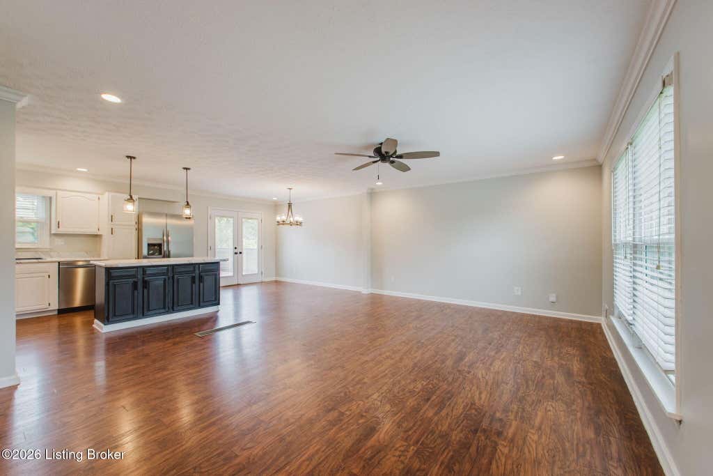 Photo of 4504 Freda Way, Louisville, KY 40272 (MLS # 1726506)