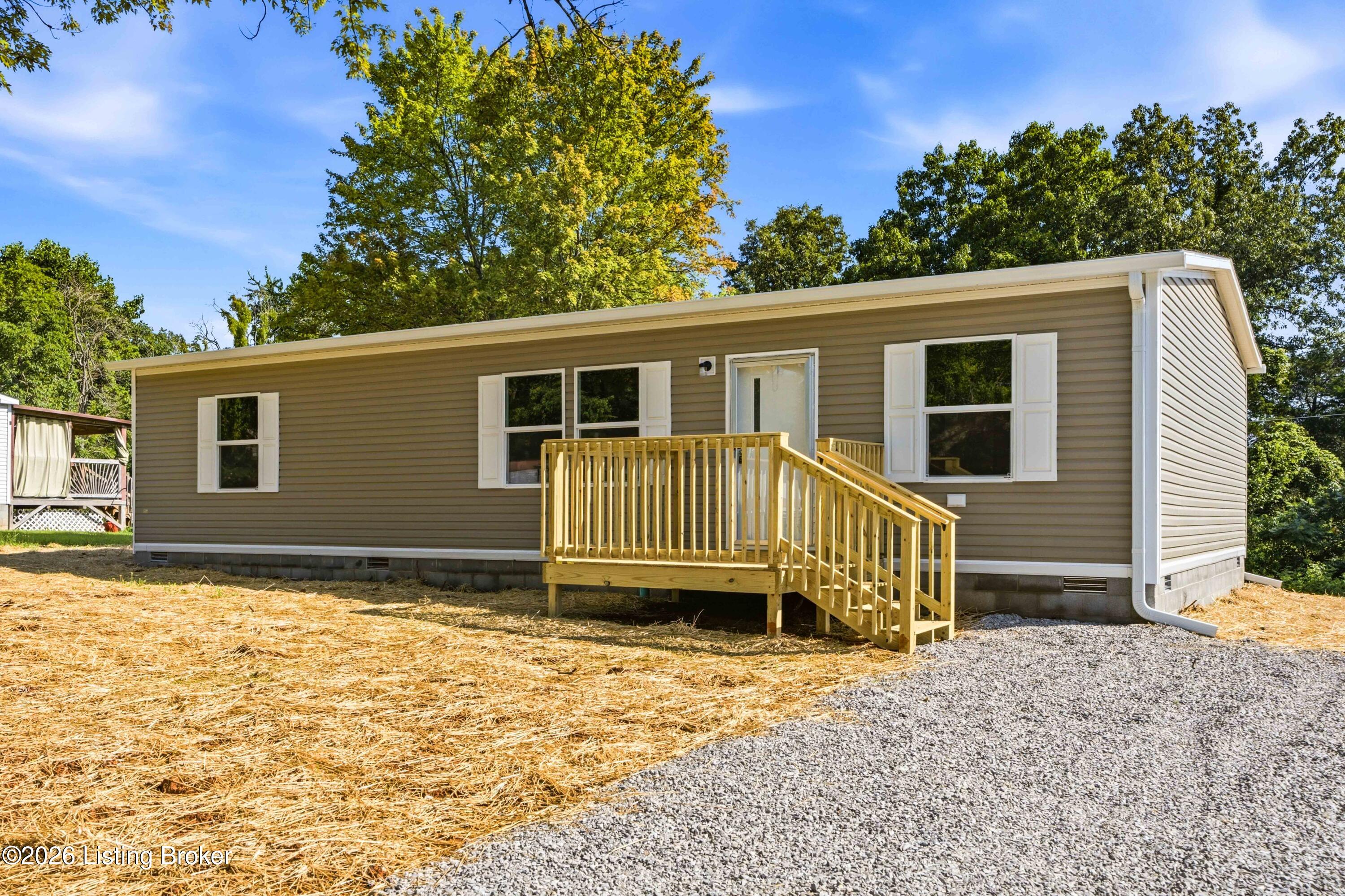 Photo 1 of 35 — 112 Dwight Ave, Radcliff, KY 40160