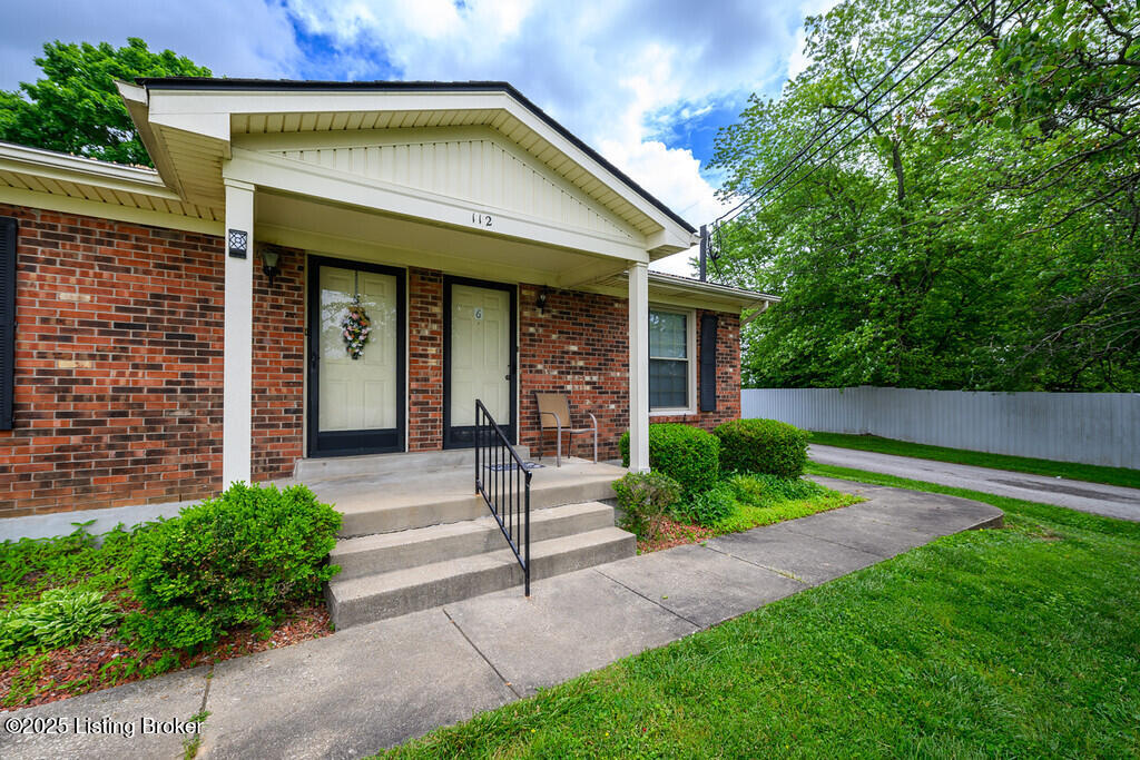112 Jasper Ct #5, Mt Washington, Pennsylvania image 1