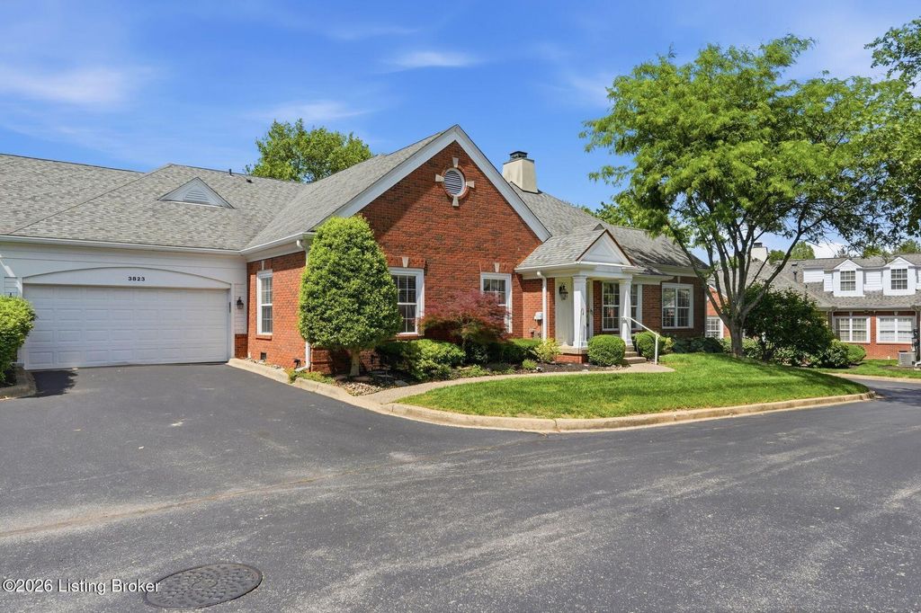 Photo of 3823 Spring Arbor Dr, Louisville, KY 40245 (MLS # 1717719)