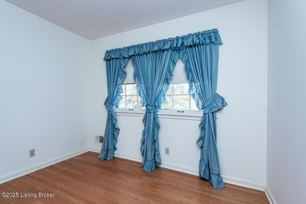 9007 Henry Clay Dr, Louisville, Kentucky image 16