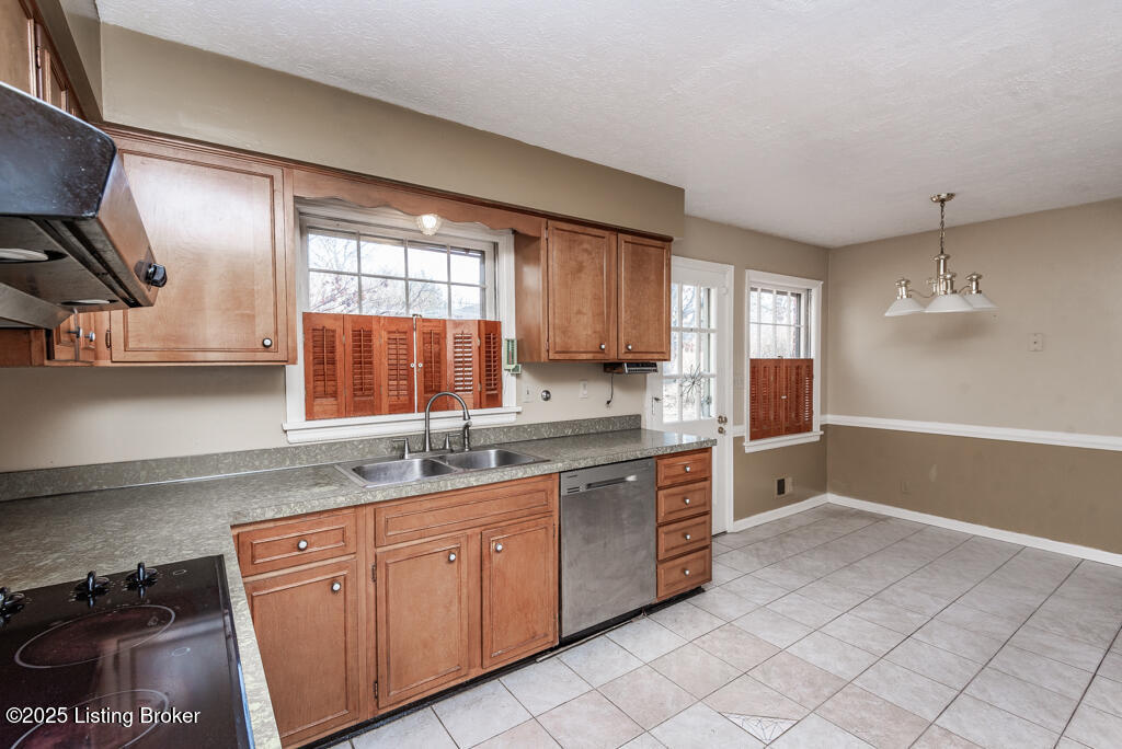 9007 Henry Clay Dr, Louisville, Kentucky image 10