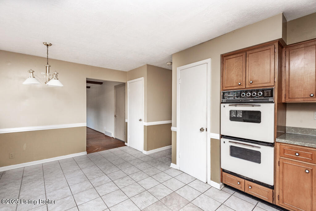 9007 Henry Clay Dr, Louisville, Kentucky image 12