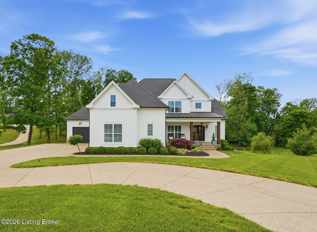 Photo of 11204 Saddle Ridge Ct, Prospect, KY 40059 (MLS # 1719819)
