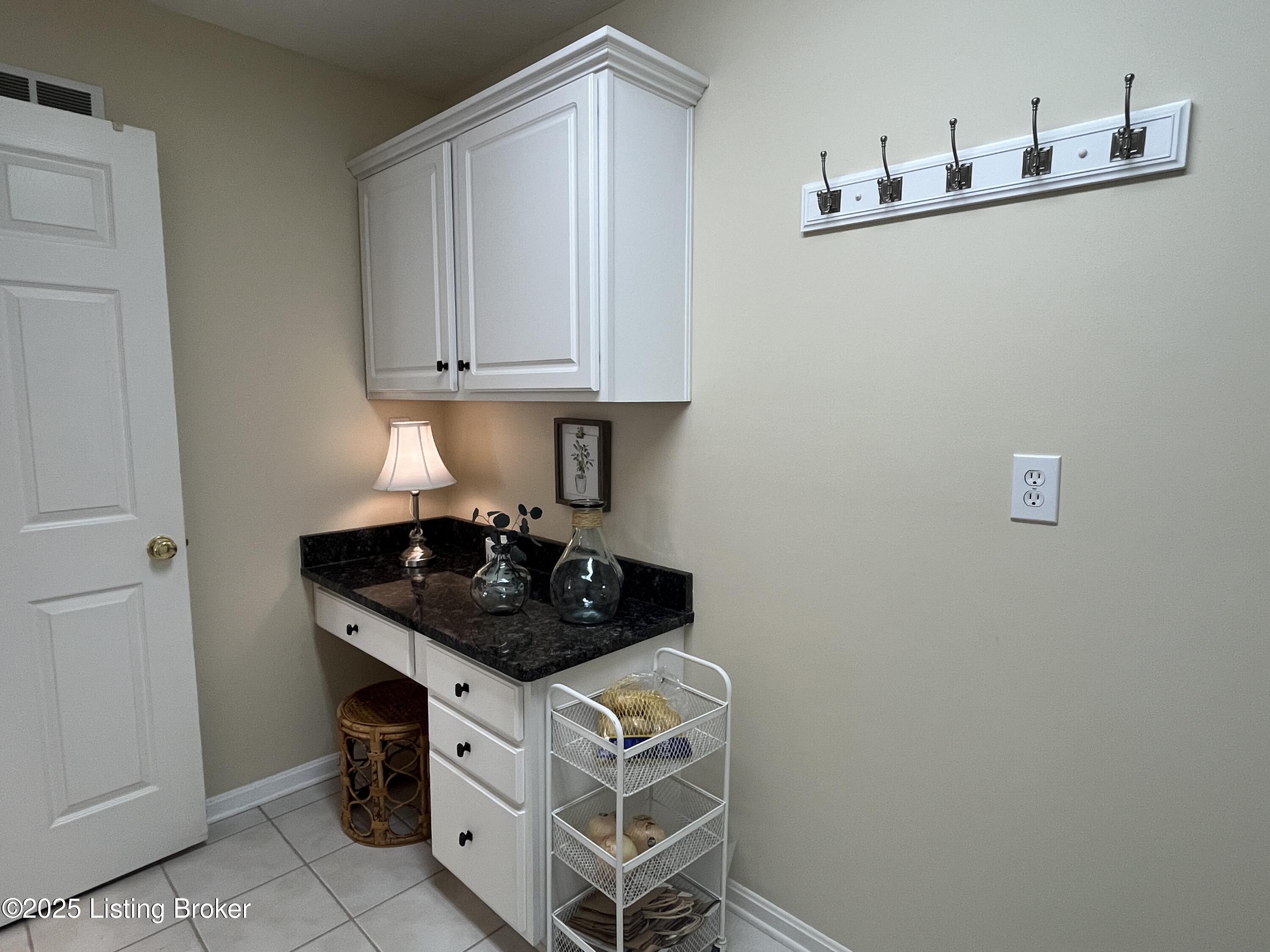 9702 Pepperdine Dr, Louisville, Kentucky image 33