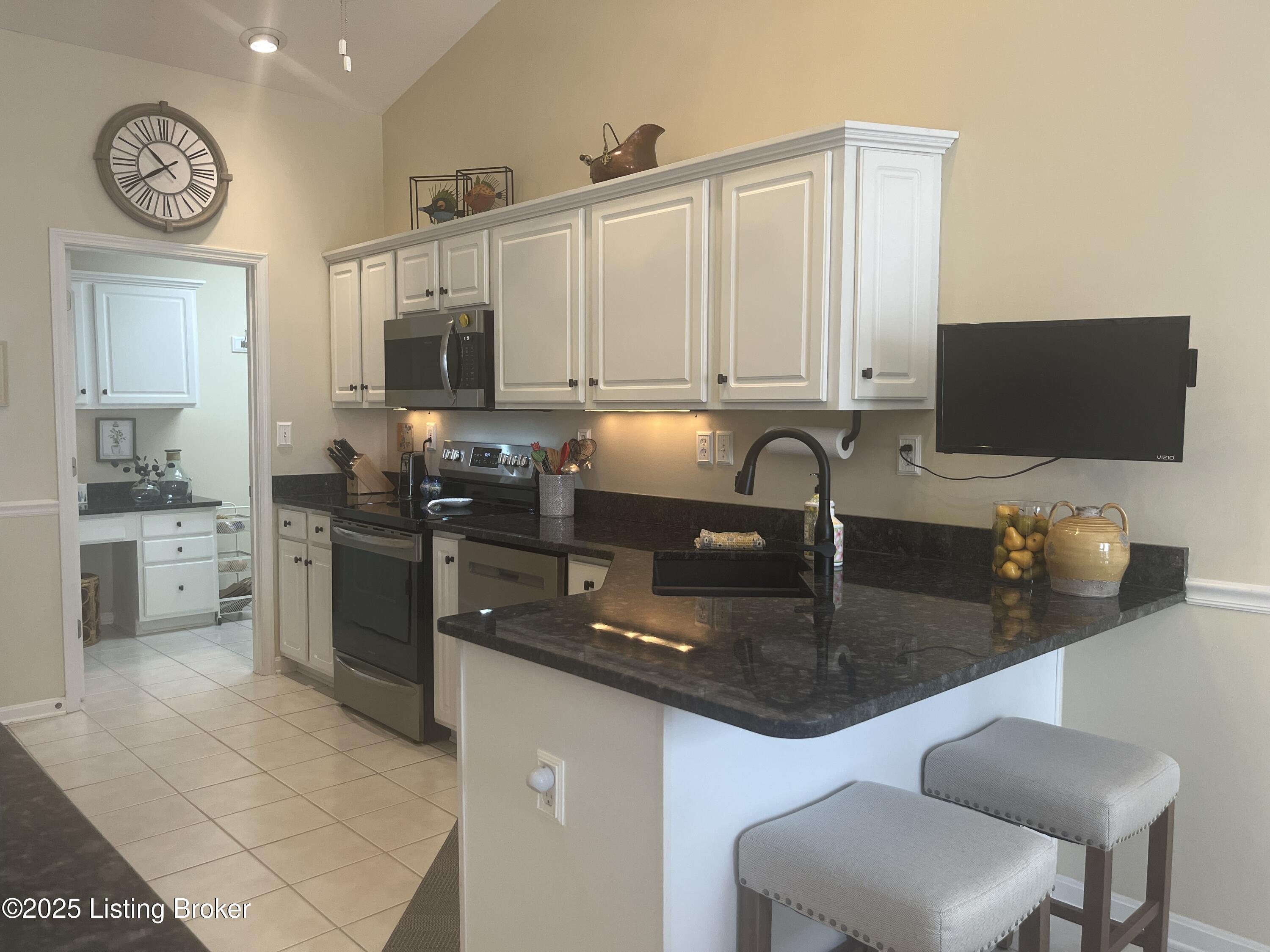 9702 Pepperdine Dr, Louisville, Kentucky image 12