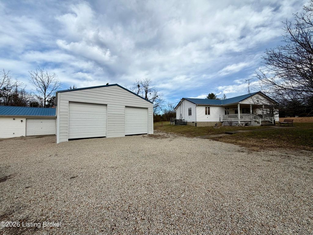 Photo of 6486 Cedar Grove Rd, Shepherdsville, KY 40165 (MLS # 1706949)