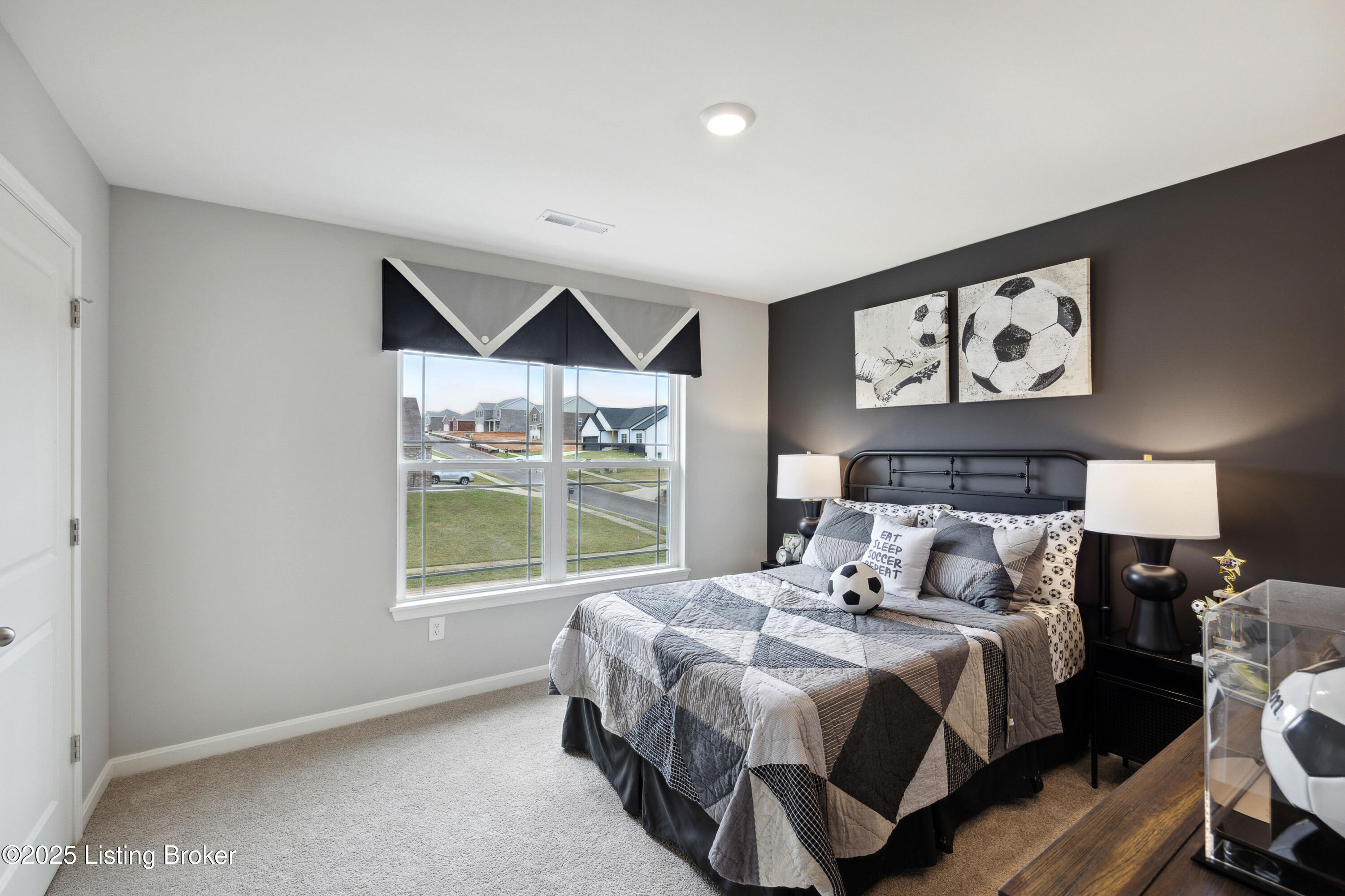 11033 Pheasant Hill Cir, Louisville, Kentucky image 24
