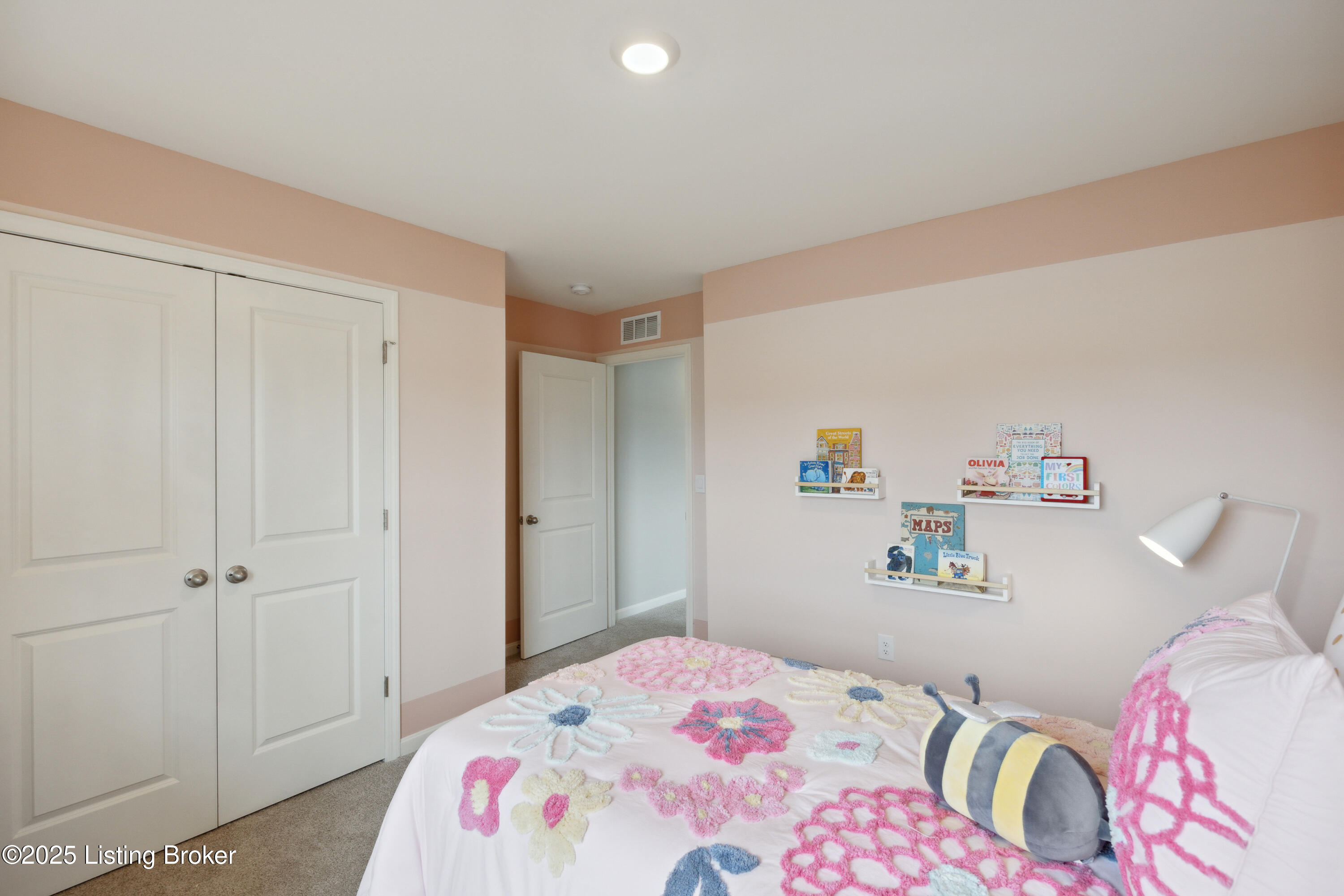 11033 Pheasant Hill Cir, Louisville, Kentucky image 33