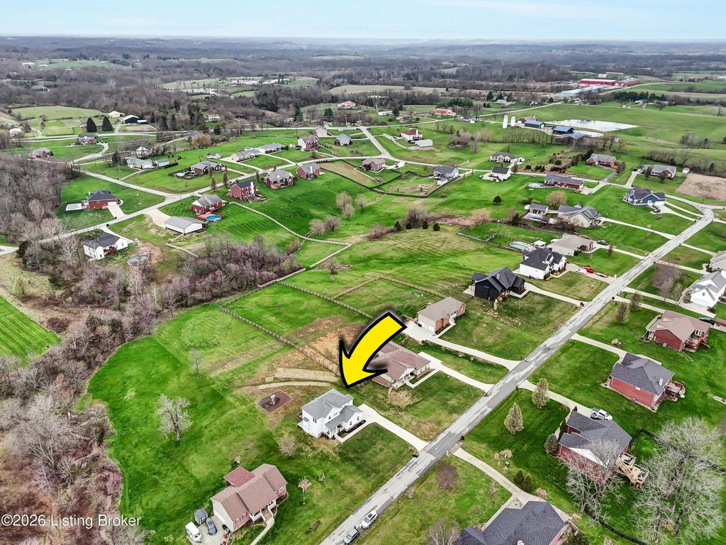 Photo of 340 Graves Dr, Smithfield, KY 40068 (MLS # 1717586)