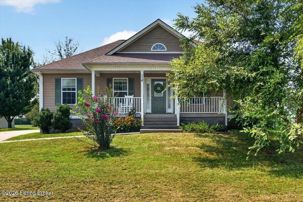 Photo of 114 Camellia Ave, Bardstown, KY 40004 (MLS # 1725952)