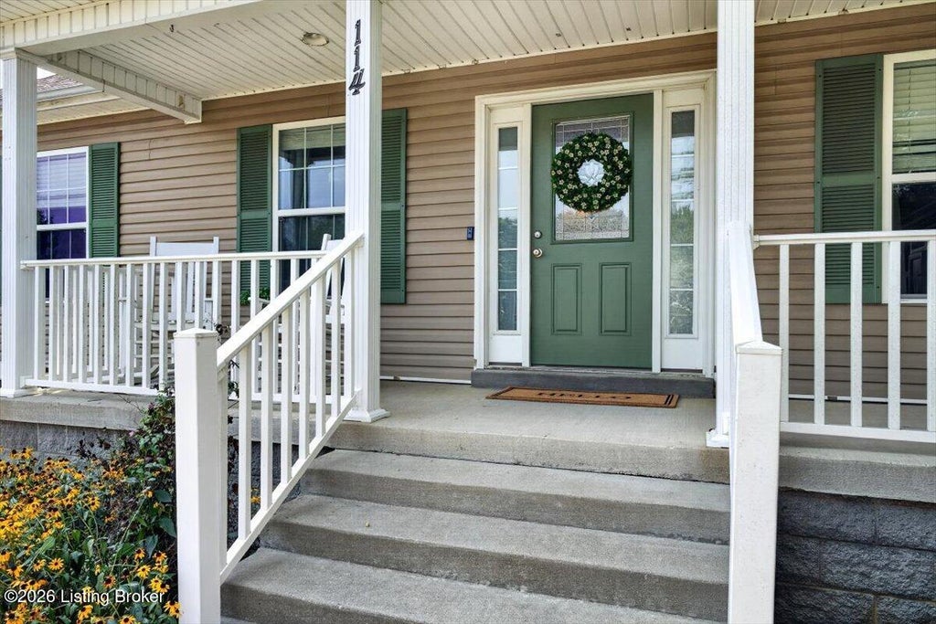 Photo of 114 Camellia Ave, Bardstown, KY 40004 (MLS # 1725952)