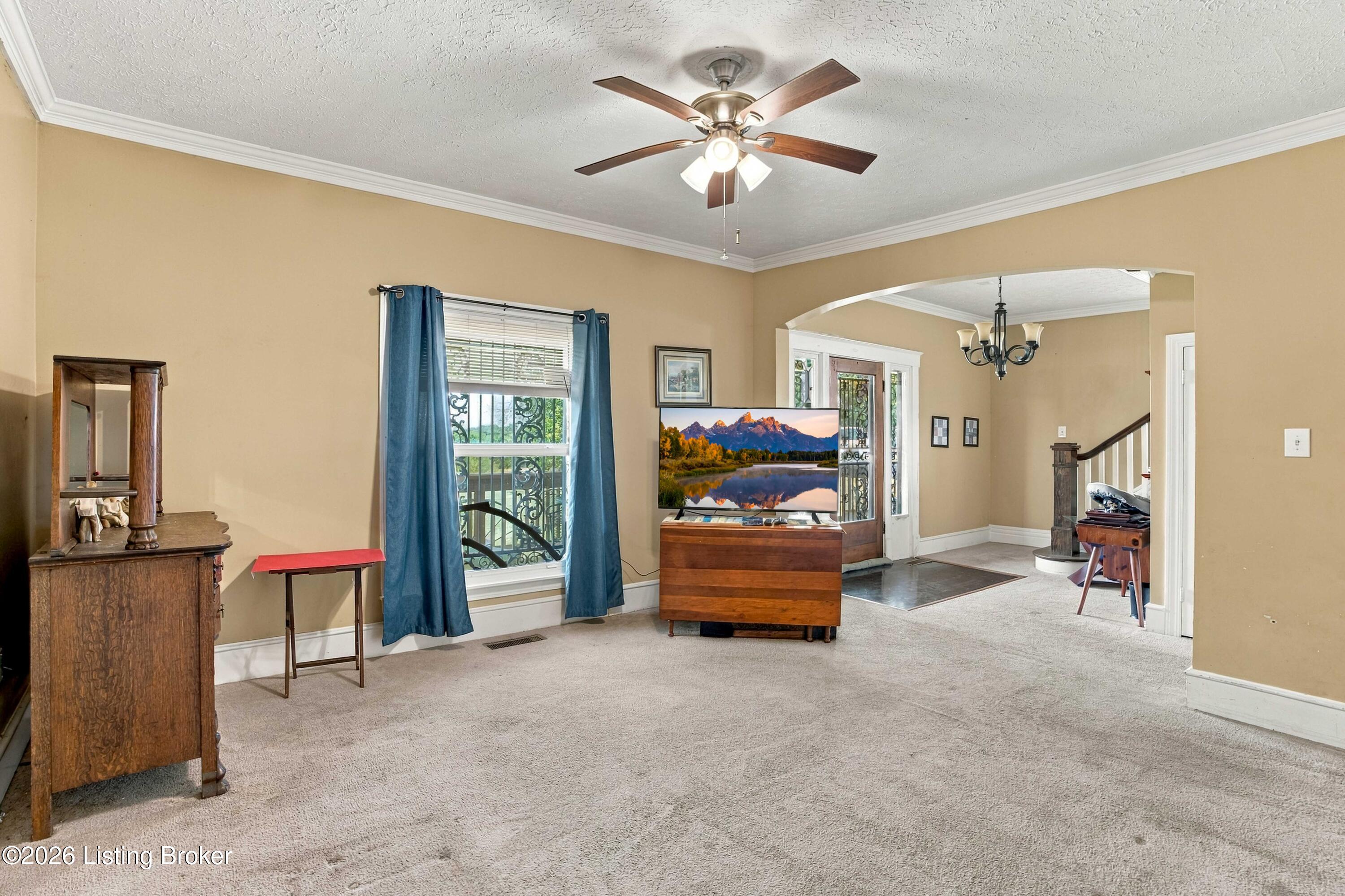 282 Clear Creek Rd