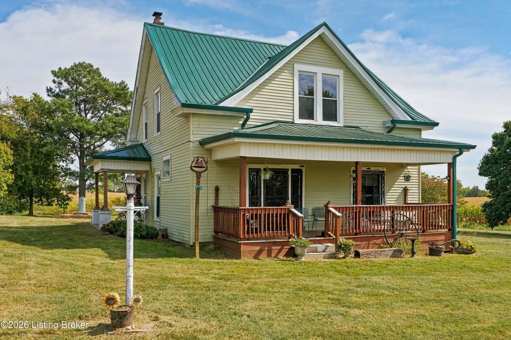 Photo of 282 Clear Creek Rd, Eminence, KY 40019 (MLS # 1730944)