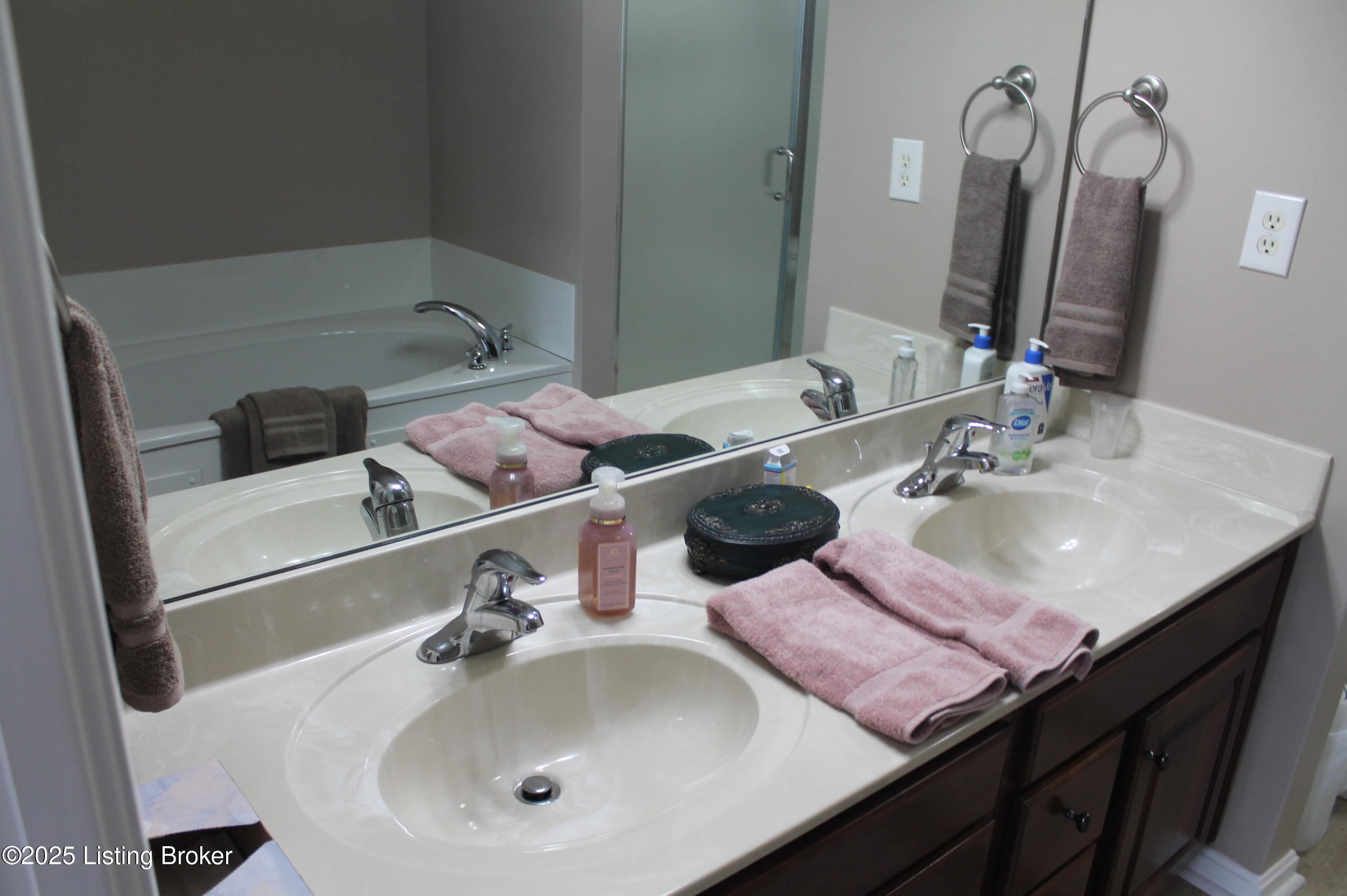 137 Woodpointe Ct, Mt Washington, Kentucky image 23
