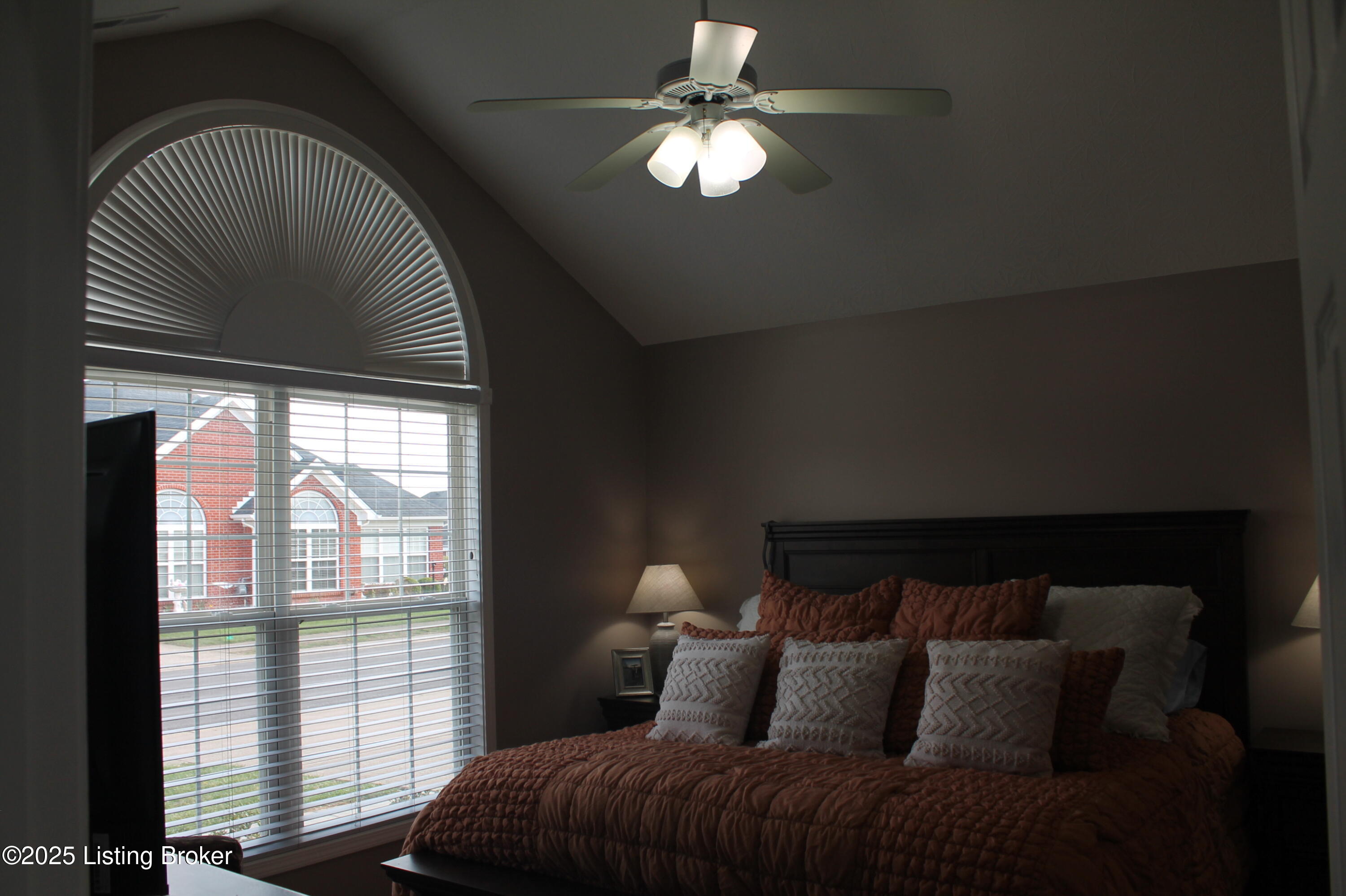 137 Woodpointe Ct, Mt Washington, Kentucky image 20