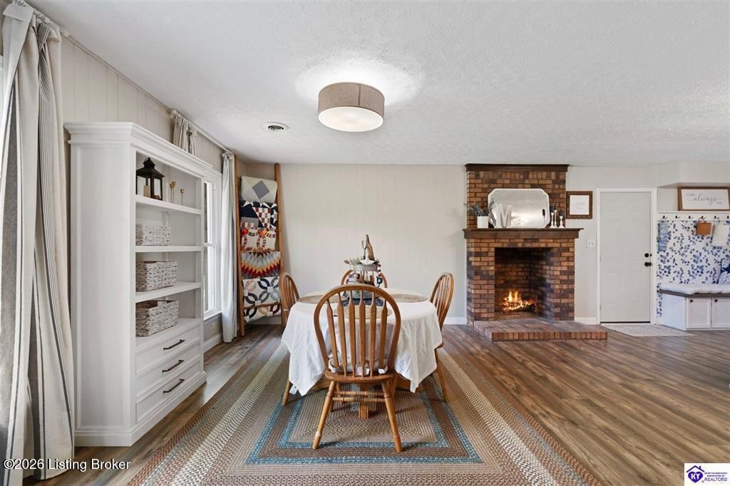 Photo of 161 Lombardy Dr, Cecilia, KY 42724 (MLS # 1706288)