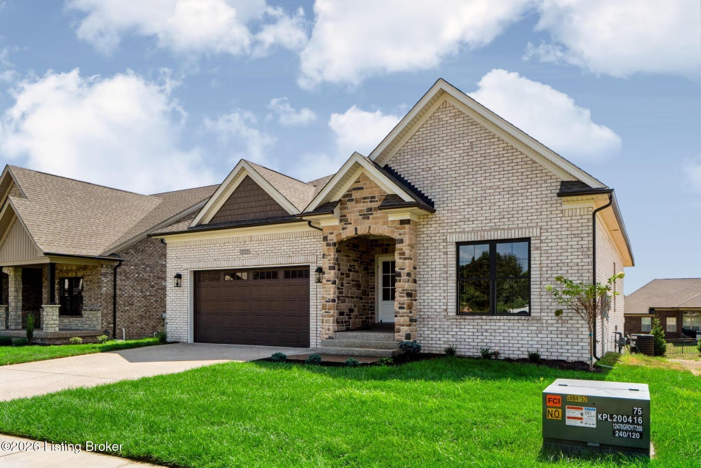 Photo of 6723 Sycamore Bend Trace, Louisville, KY 40291 (MLS # 1729943)