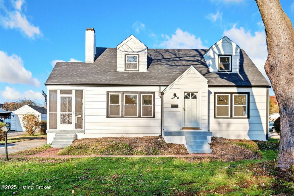 Photo of 3210 Wessel Rd, Louisville, KY 40216 (MLS # 1703977)