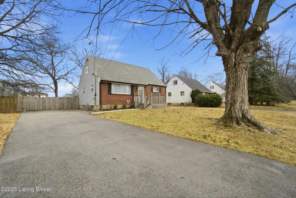 Photo of 9221 Vevey Rd, Louisville, KY 40291 (MLS # 1706966)