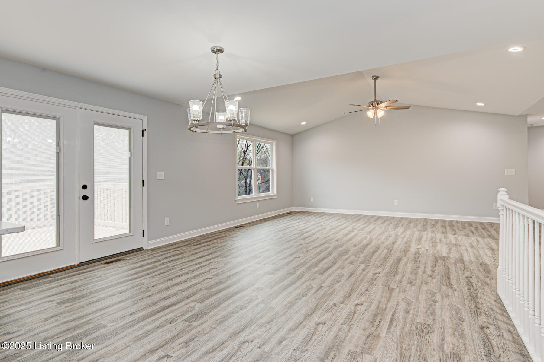 8619 Wooded Glen Rd, Louisville, Kentucky image 12