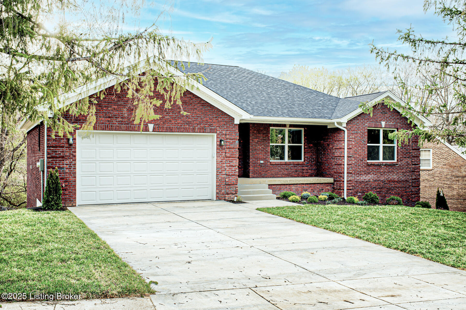 8619 Wooded Glen Rd, Louisville, Kentucky image 1