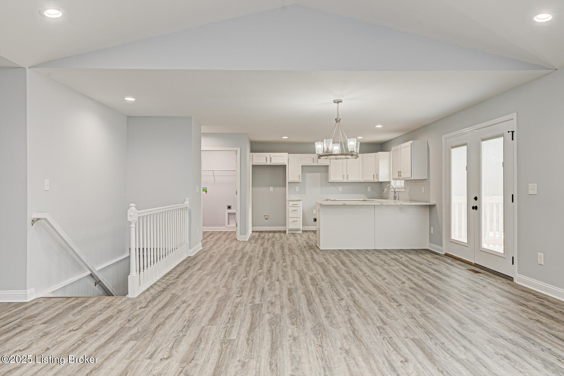 8619 Wooded Glen Rd, Louisville, Kentucky image 8