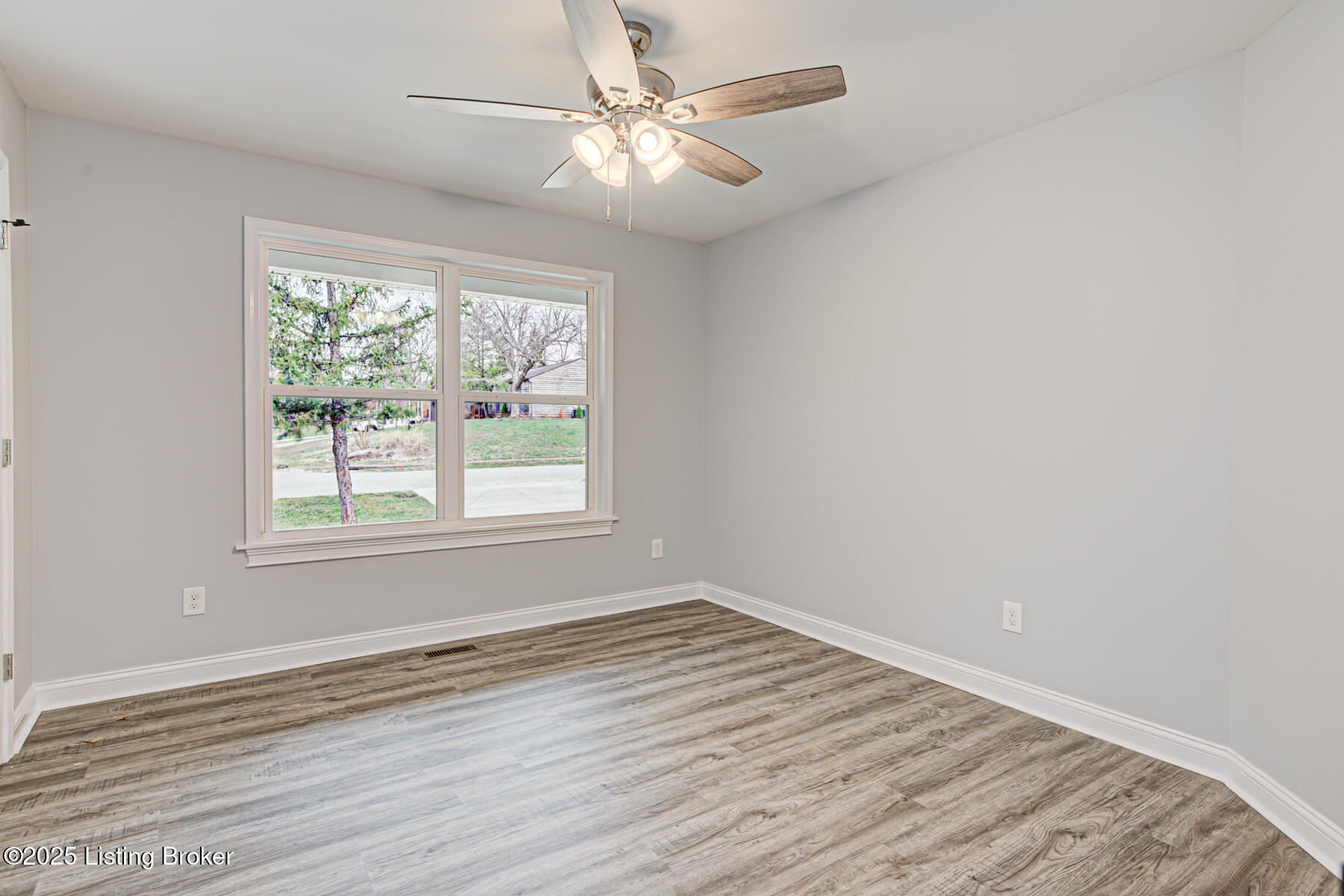 8619 Wooded Glen Rd, Louisville, Kentucky image 23