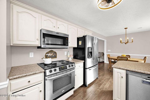 Tiny photo for 289 River Park Blvd, Taylorsville, KY 40071 (MLS # 1729692)