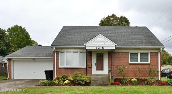 4216 BEECHCREST AVE, LOUISVILLE, KY 40220 - Image 70dfd65b56e4f7e1c071b2c8c97717ab/2154358345
