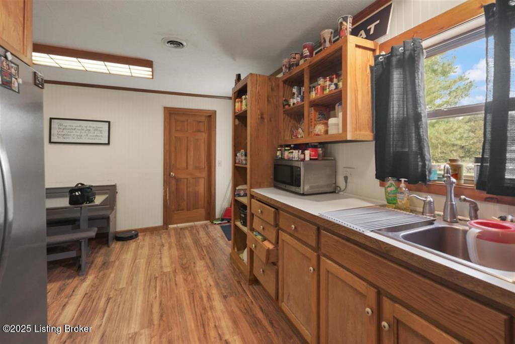 663 Bishop Rd, Glasgow, Kentucky image 6