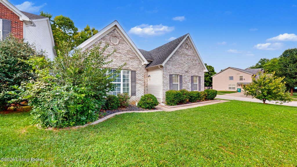 Photo of 8817 Eli Dr, Louisville, KY 40291 (MLS # 1723103)