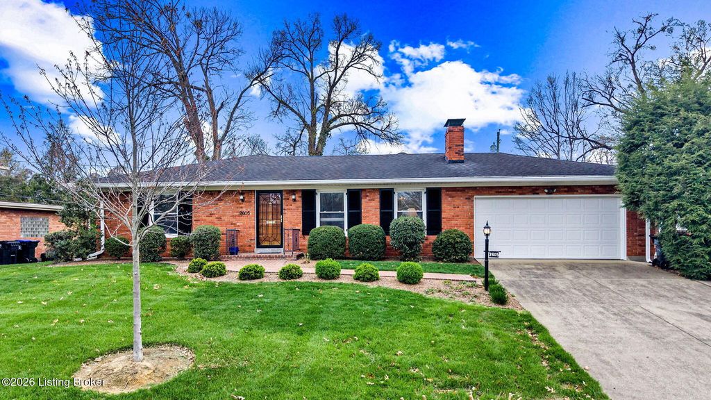 Photo of 2605 Fordyce Ln, Louisville, KY 40205 (MLS # 1713514)